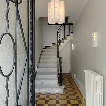 Art Deco Design - 6-7 Gaste Villa *
